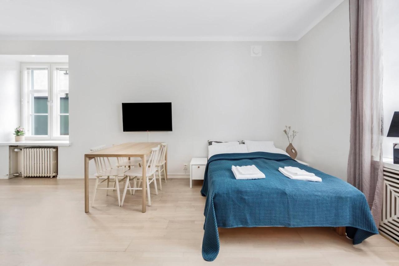 Wehost Modern Scandinavian Studio In Trendy Kallio Хельсинки Экстерьер фото